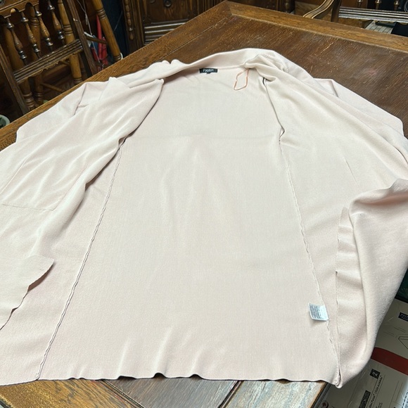 Papillon Long Open Cardigan - Picture 11 of 12